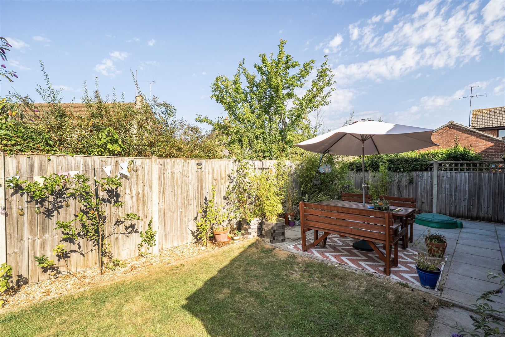Andrews Close, 
